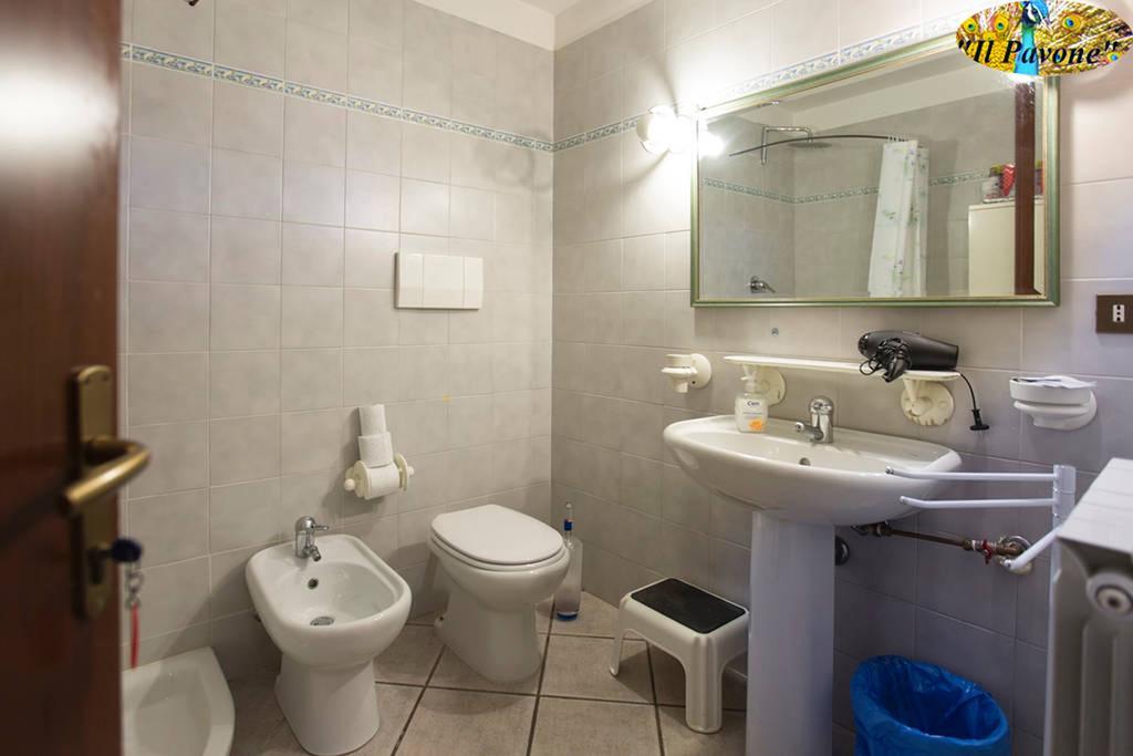 סאסארי B&B Il Pavone מראה חיצוני תמונה